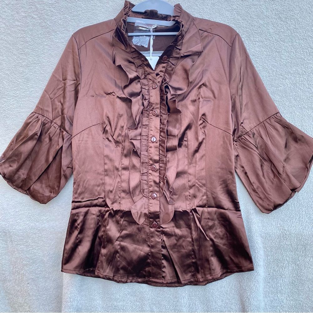 Toi et Moi Brown Blouse with Ruffles puffy Half sleeves medium new with tags